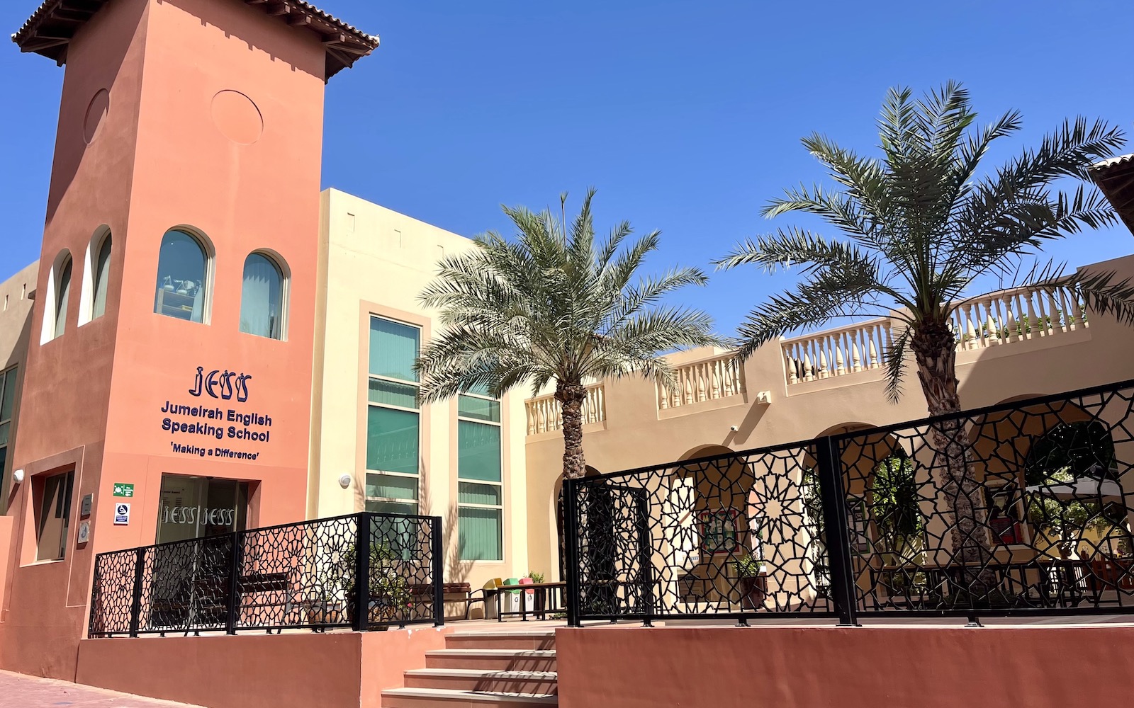 Comprehensive Guide To Dubai'S Top 20 Schools And Nearby Communities 23 ArabianRanchesPrimary 1 408